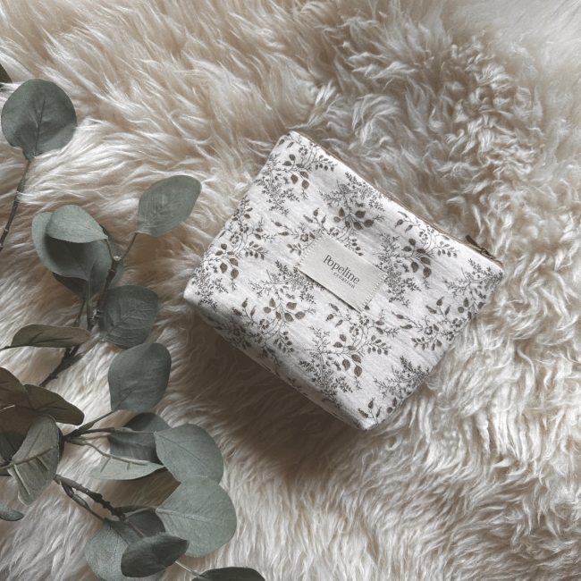 Trousse de toilette fleurie